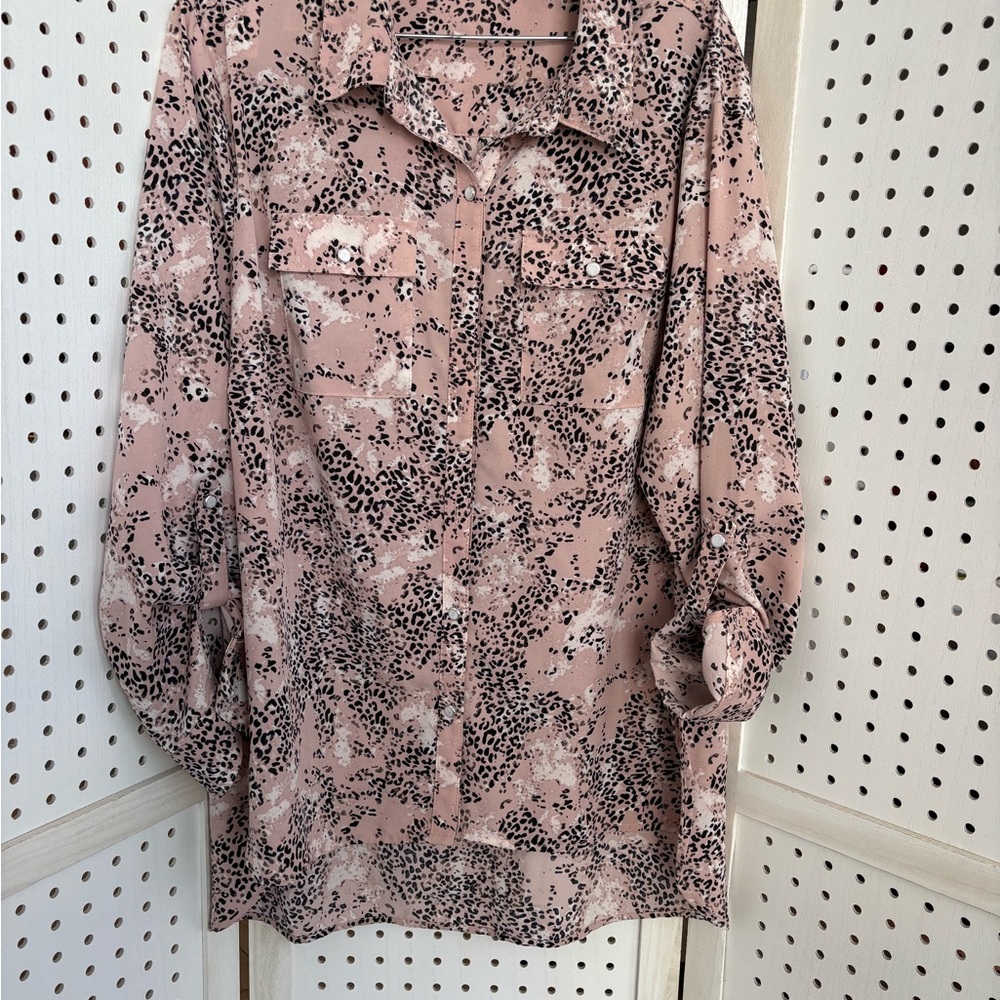 Notations Women's Pink and Black Button Down Shirt
